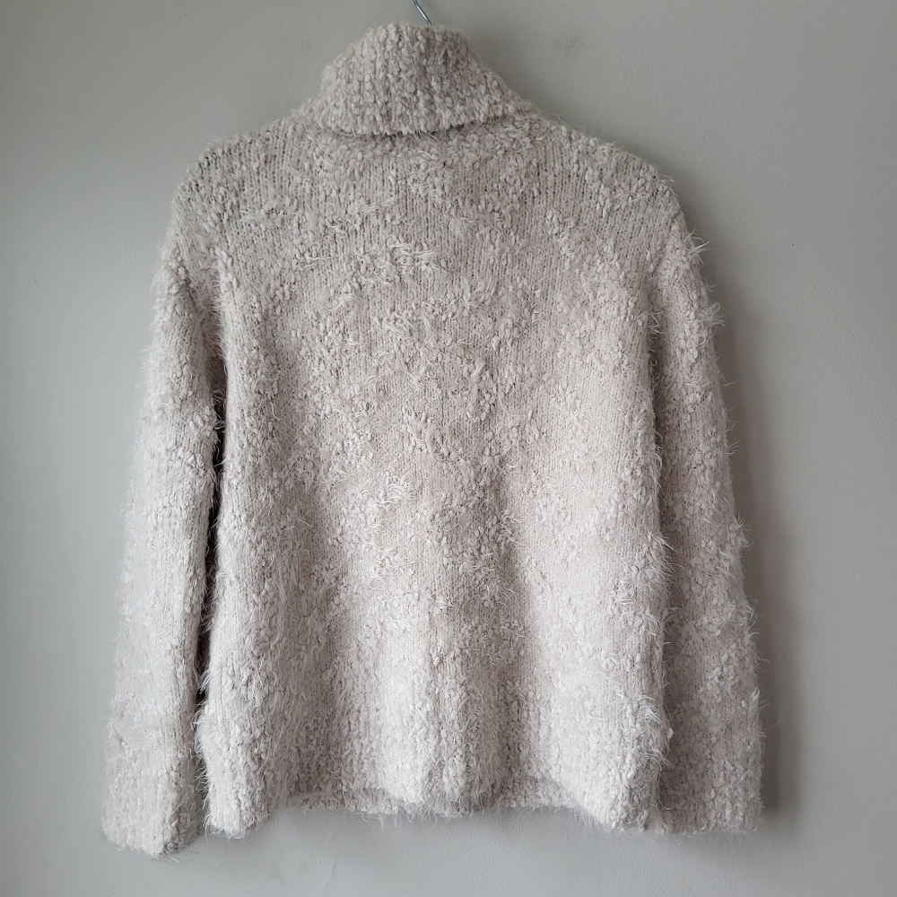 Zara Soft Cream Cozy Cottage Core Countrycore Turtle Neck Sweater - Picture 2 of 9